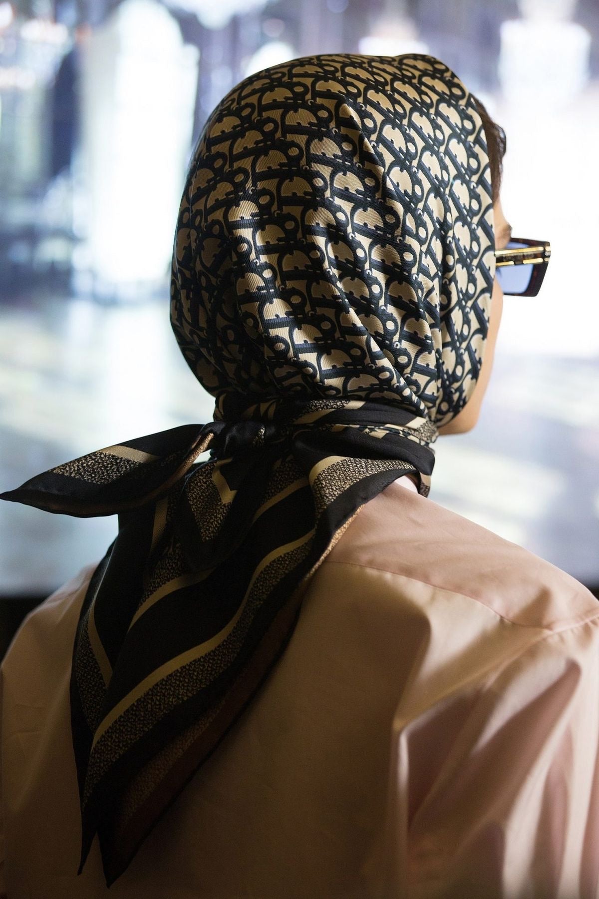 *DOIR SILK/ BLUE & WHITE